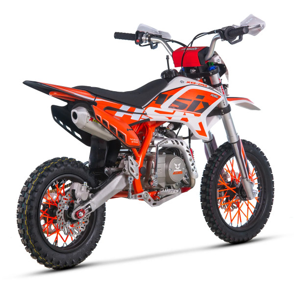 Xcross-ASIX-XB-28---110-Orange-02.jpg